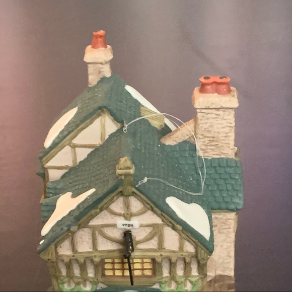 Department 56 Dickens Heritage The Pied Bull Inn 1993 Collector’s Ed. Ornament - Picture 2 of 14